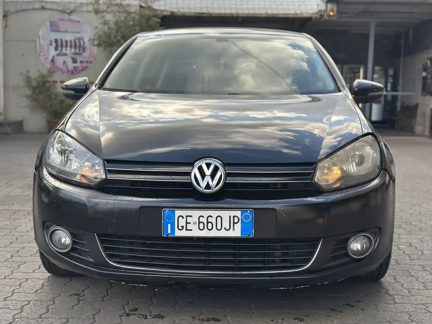 Volkswagen Golf 5p 1.6 tdi Highline - 2