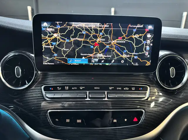Mercedes-Benz V 220 V220d AVANTGARDE 4MATIC lang 1.Besitz/8-Sitzer/Led Ansicht 39