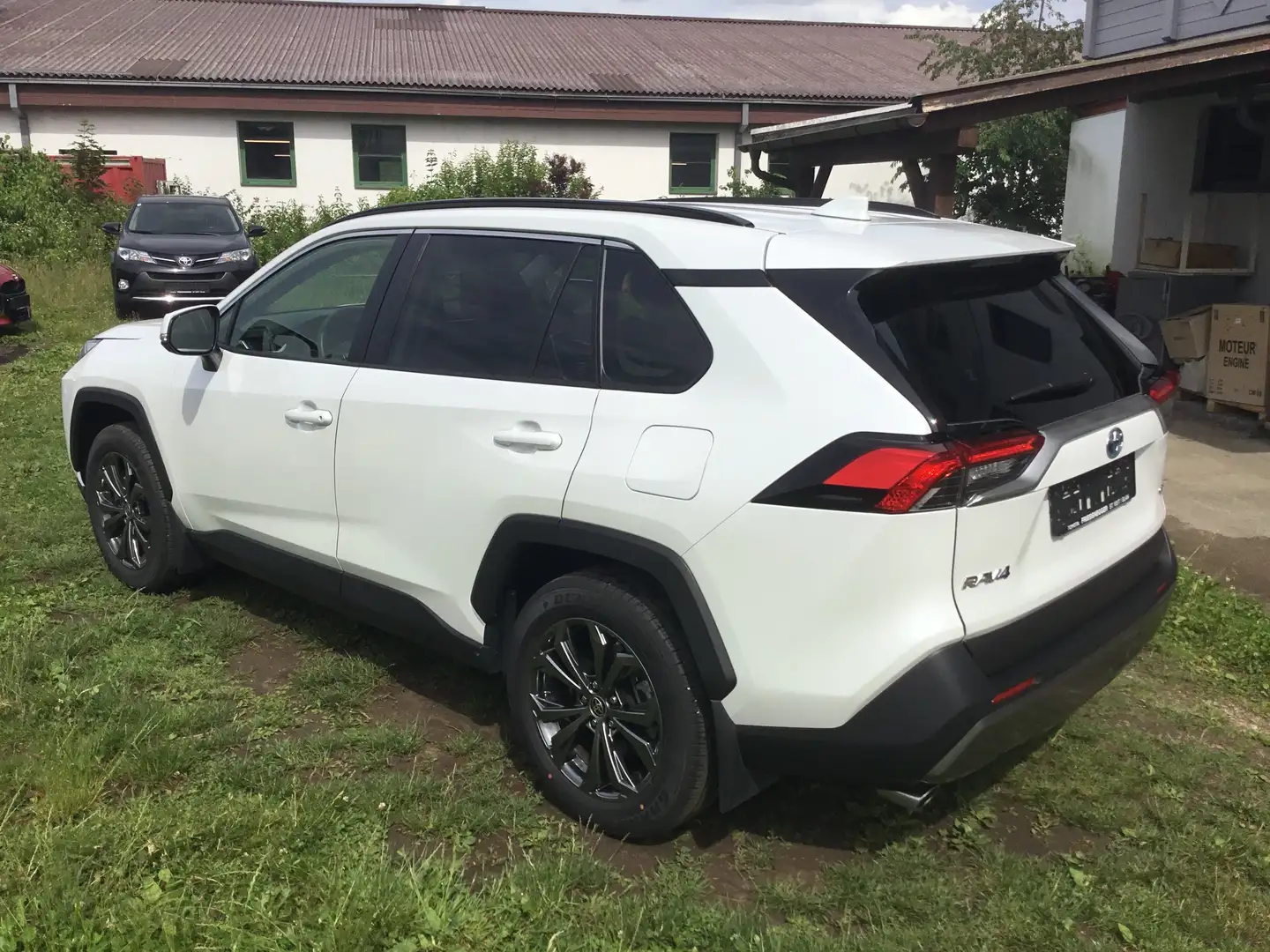 Toyota RAV 4 2,5 Hybrid  Active Drive AWD-i Weiß - 2