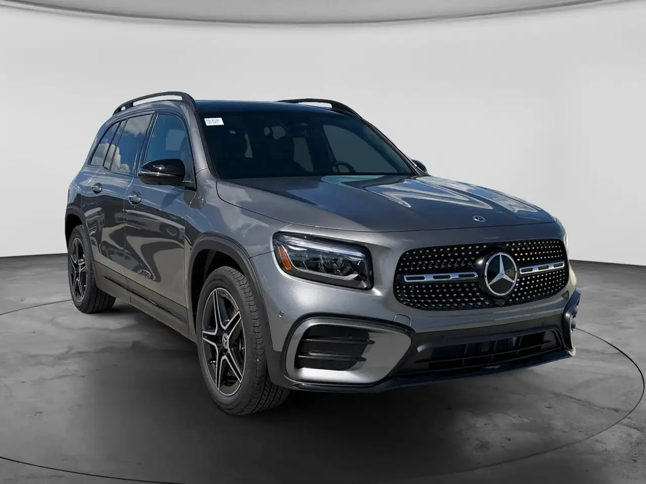 Mercedes-Benz GLB photo Mercedes-Benz GLB