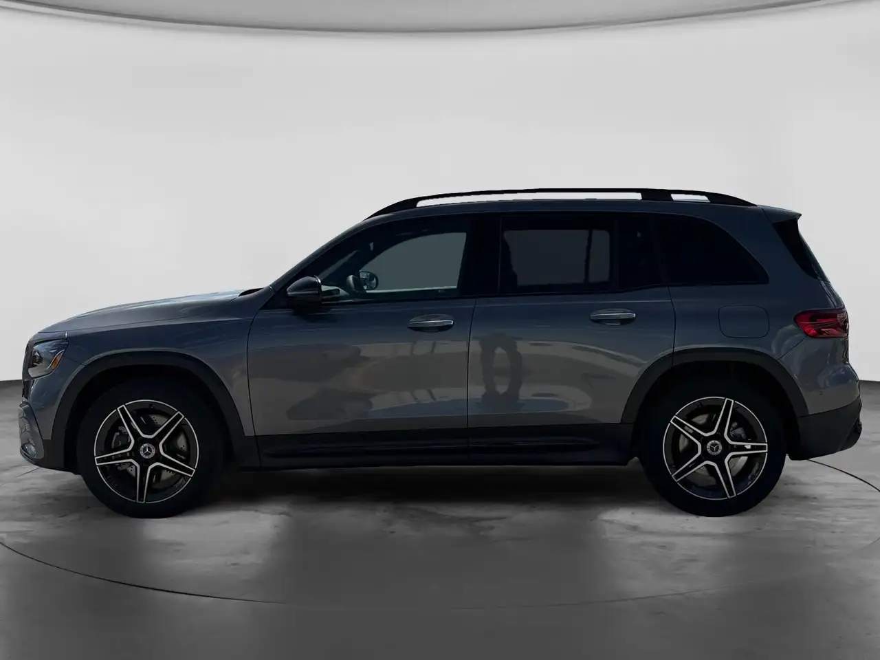 Mercedes-Benz GLB photo Mercedes-Benz GLB