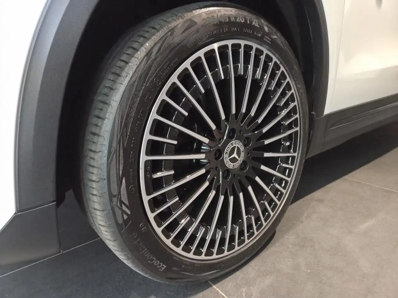 Mercedes-Benz EQA 250 — photo 4 sur 20