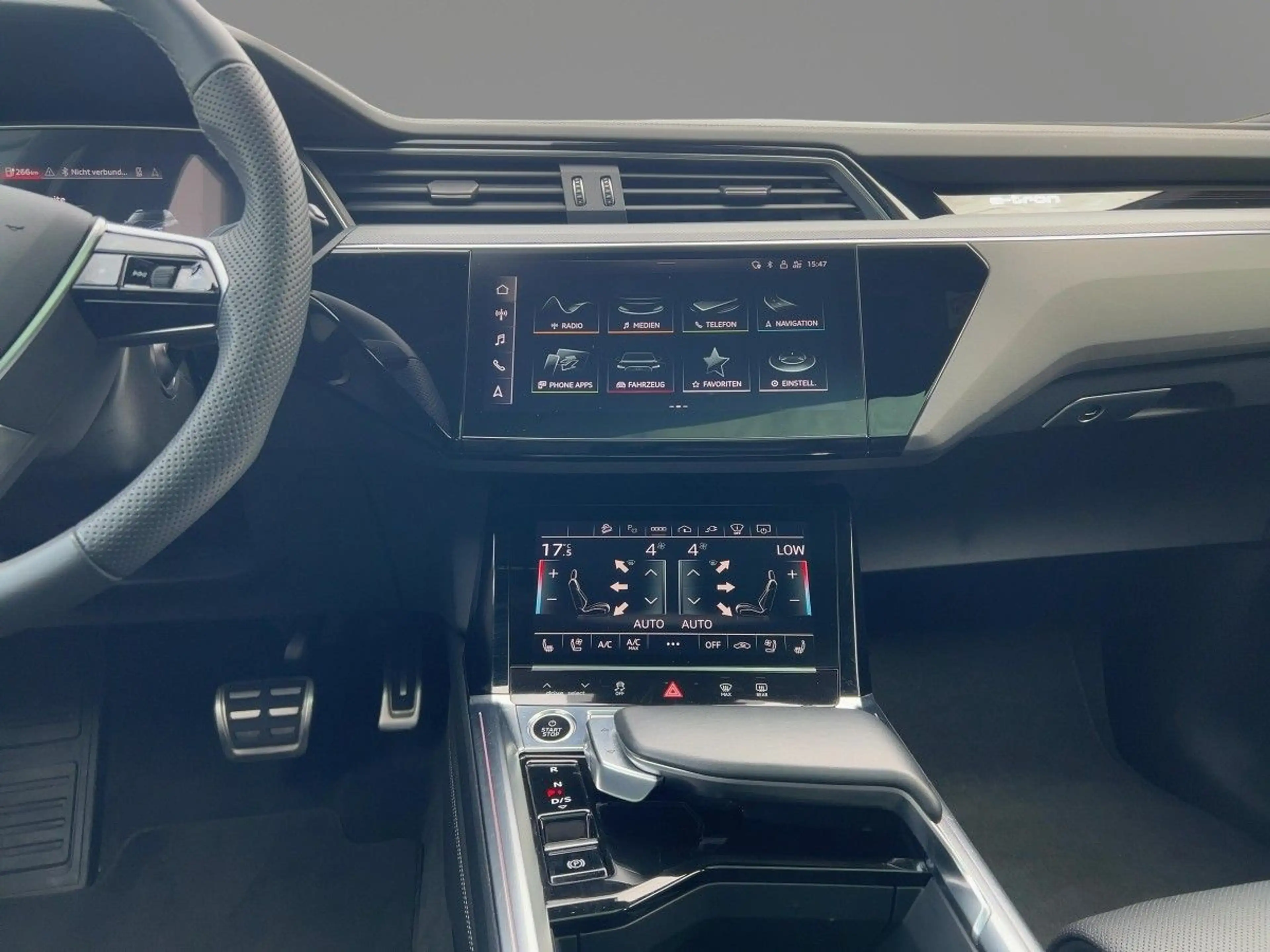 Audi Q8 e-tron 55 quattro S line B&O Navi LM22 Matrix — photo 12