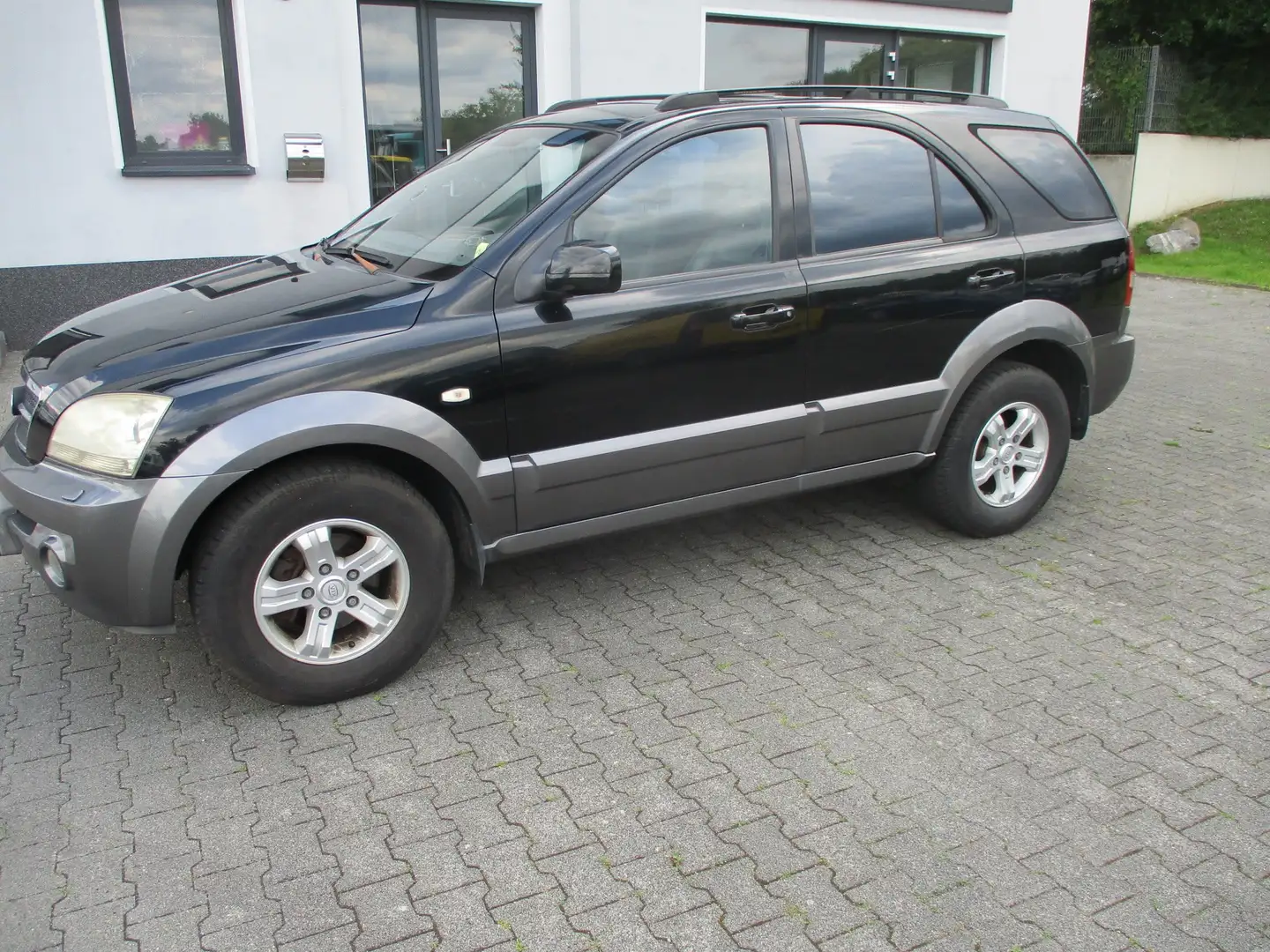 Kia Sorento 2.5 CRDi Aut. EX Leder Schiebedach Allrad Ahk Negro - 1