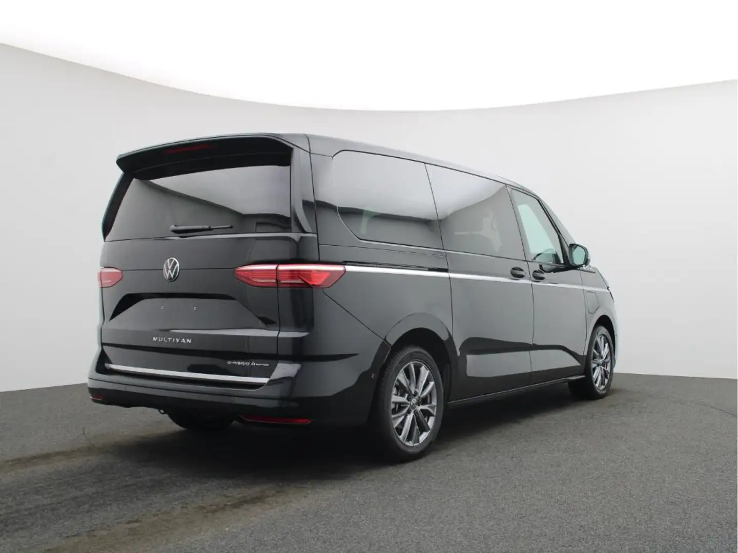 Volkswagen T7 Multivan 1.5 TSI eHybrid Style LR Navi*AHK*CAM*7S*ACC 4MOTION Schwarz - 2