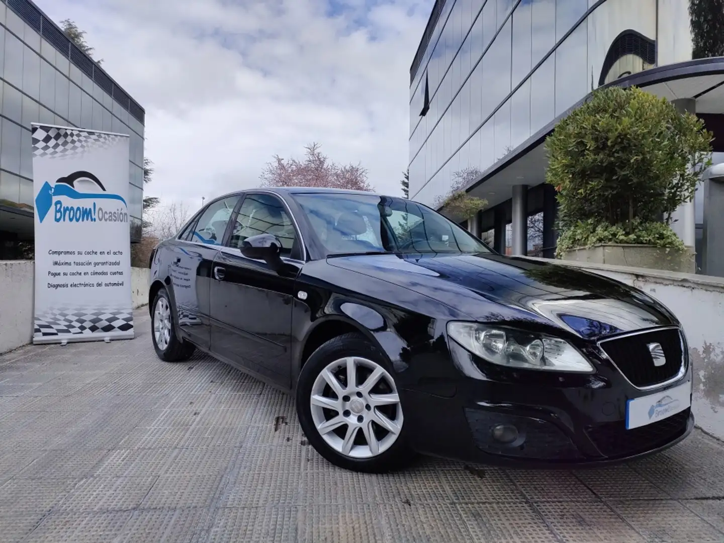 SEAT Exeo 2.0TDI CR Style 143 Negro - 1