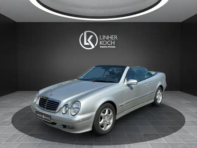 Mercedes-Benz CLK 200 Kompressor Cabriolet AVANTGARDE