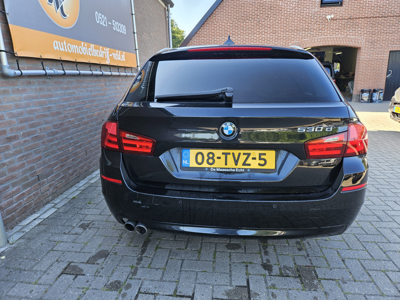 BMW 530 5-serie Touring 530d High Executive — photo 31