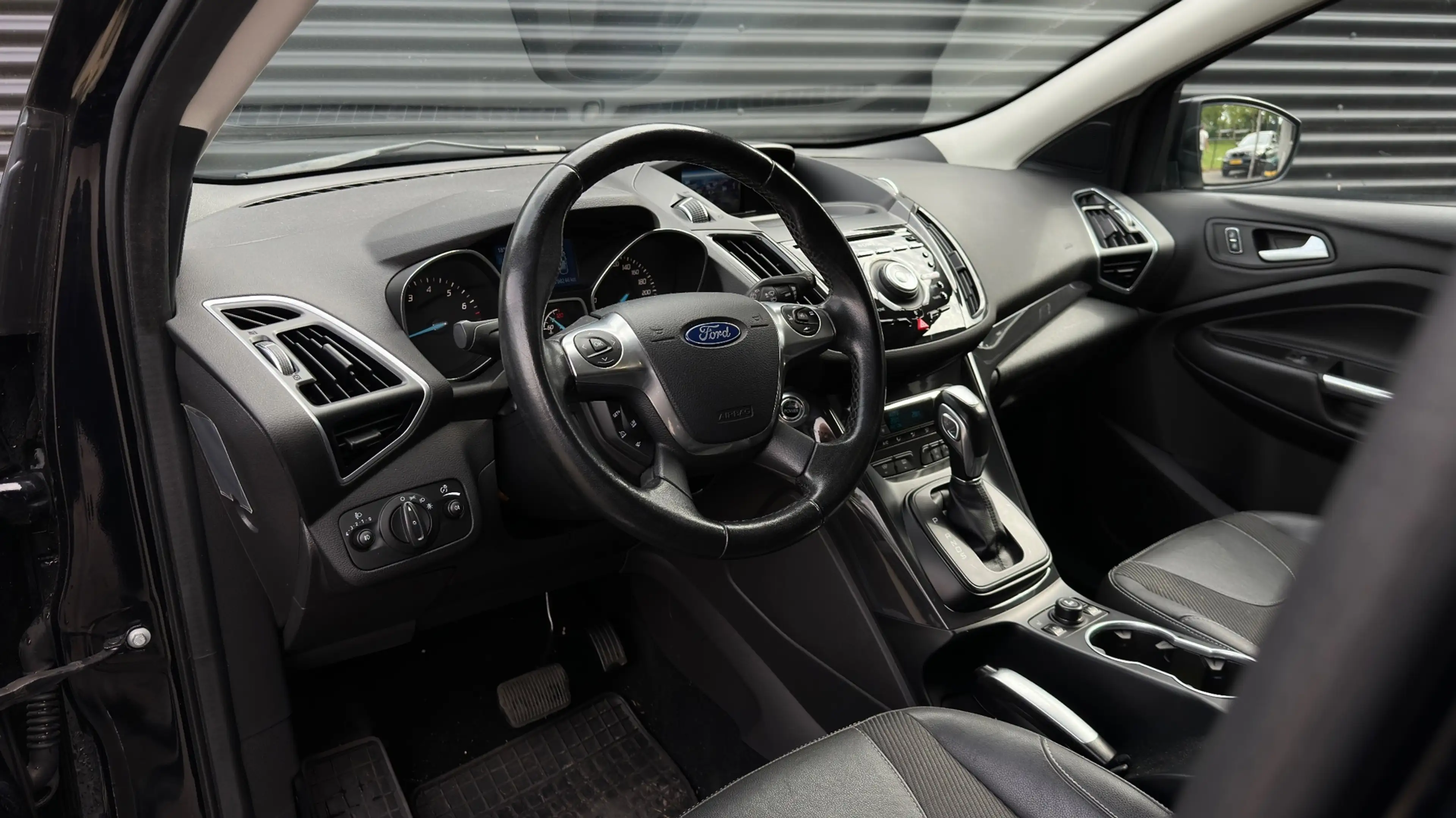Ford Kuga 1.6 Titanium Plus 4WD | gearbox not good | — photo 4