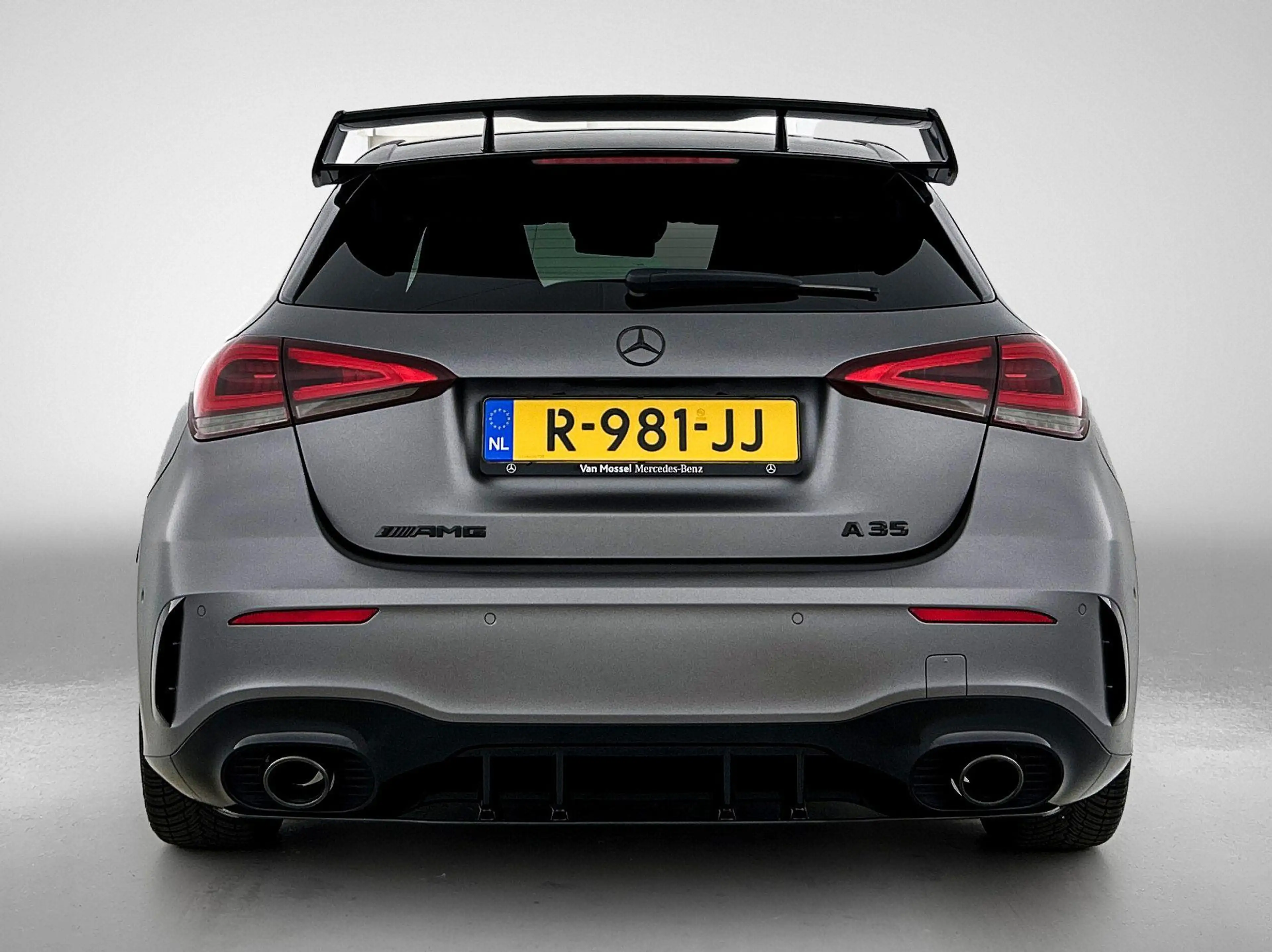 Mercedes-Benz A 35 AMG 4MATIC Premium Plus | WORDT VERWACHT | ACHTERUITRI — photo 3