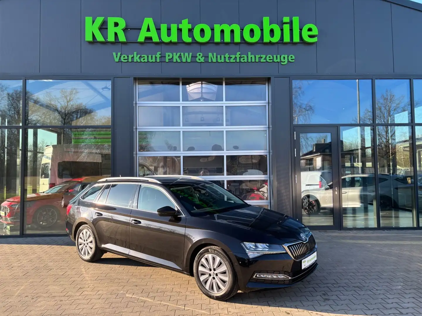 Skoda Superb Combi Style - Standheizung Noir - 1