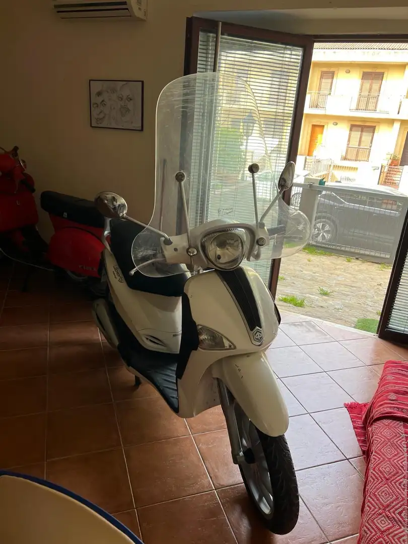 Piaggio Liberty 50 Fehér - 1
