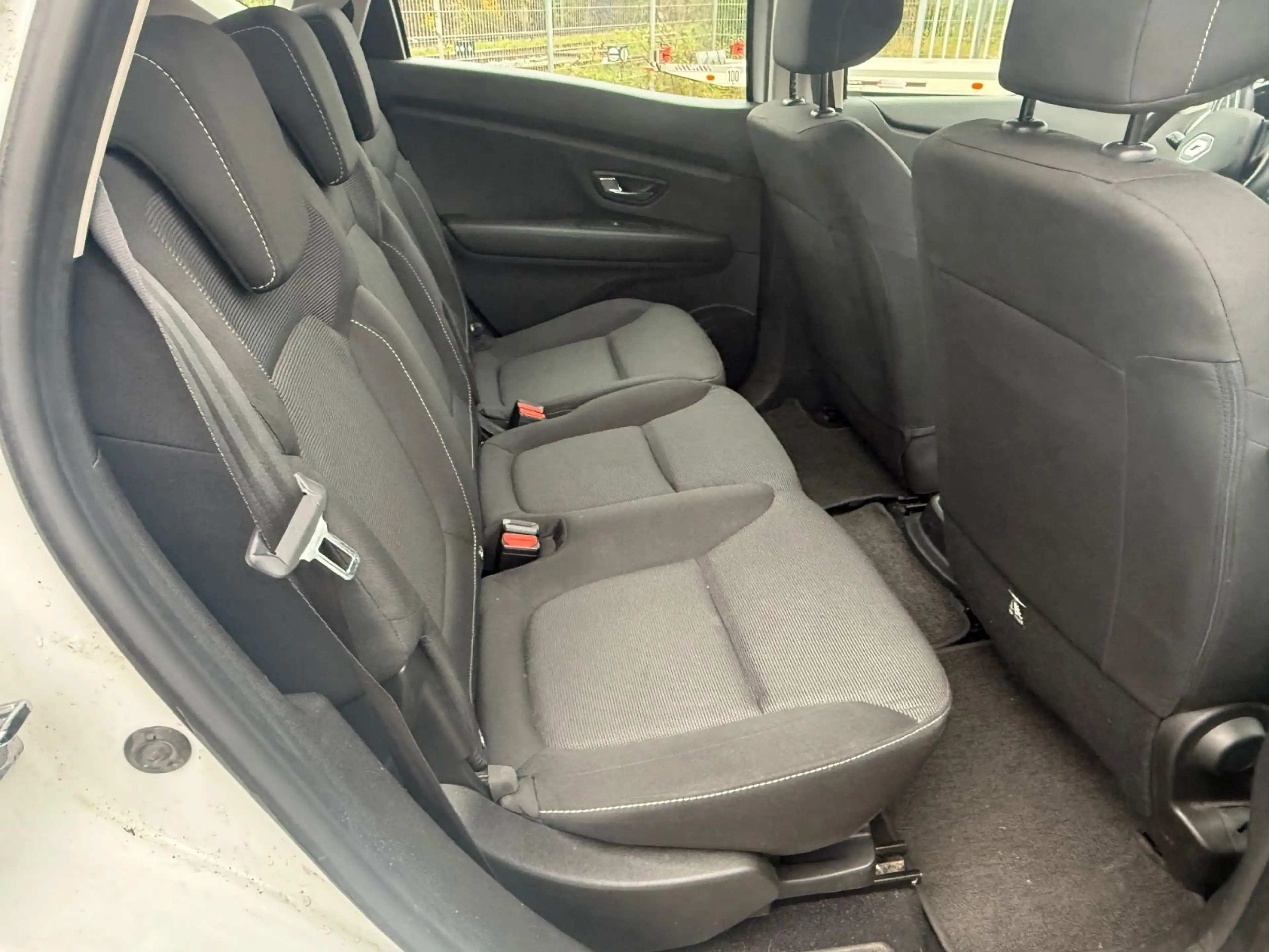 Renault Scenic IV Life 1.2 TCE*BT*Tempo*PDC*TÜV 03/28 — photo 15