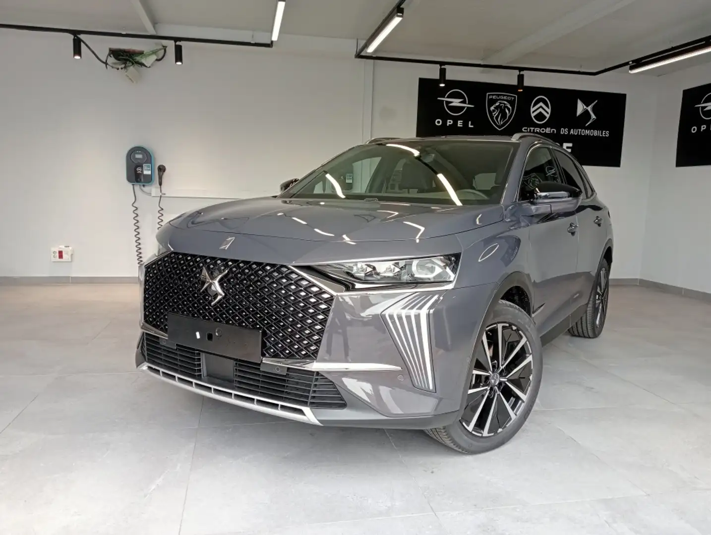 DS Automobiles DS 7 Crossback E-Tense Antoine de Saint Exupery Aut. 4x2 Gris - 1