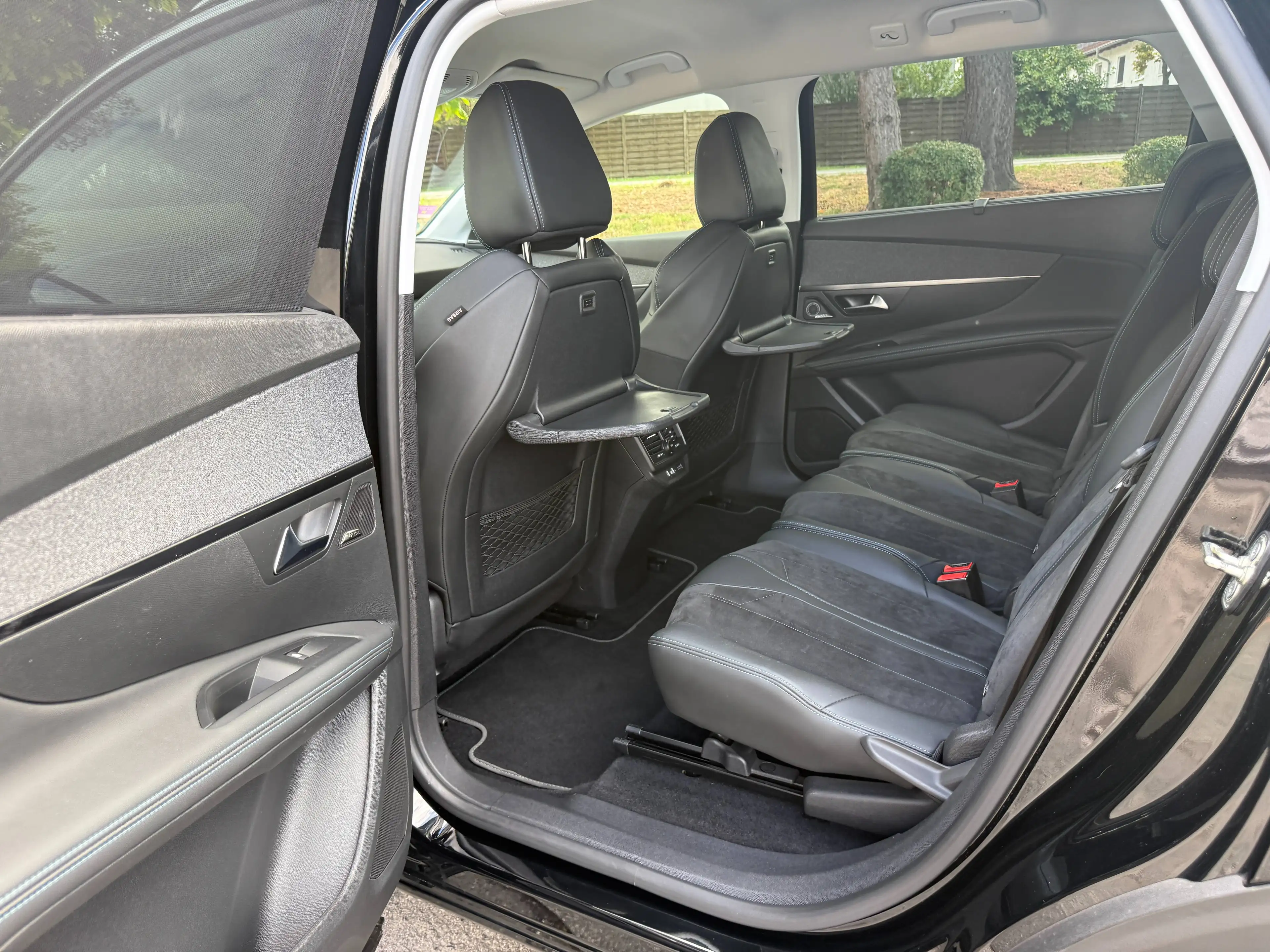 Peugeot 5008 2.0 Blue-HDi Crossway Automatik (7xSITZER*360KAMERA*GRIP) — photo 17