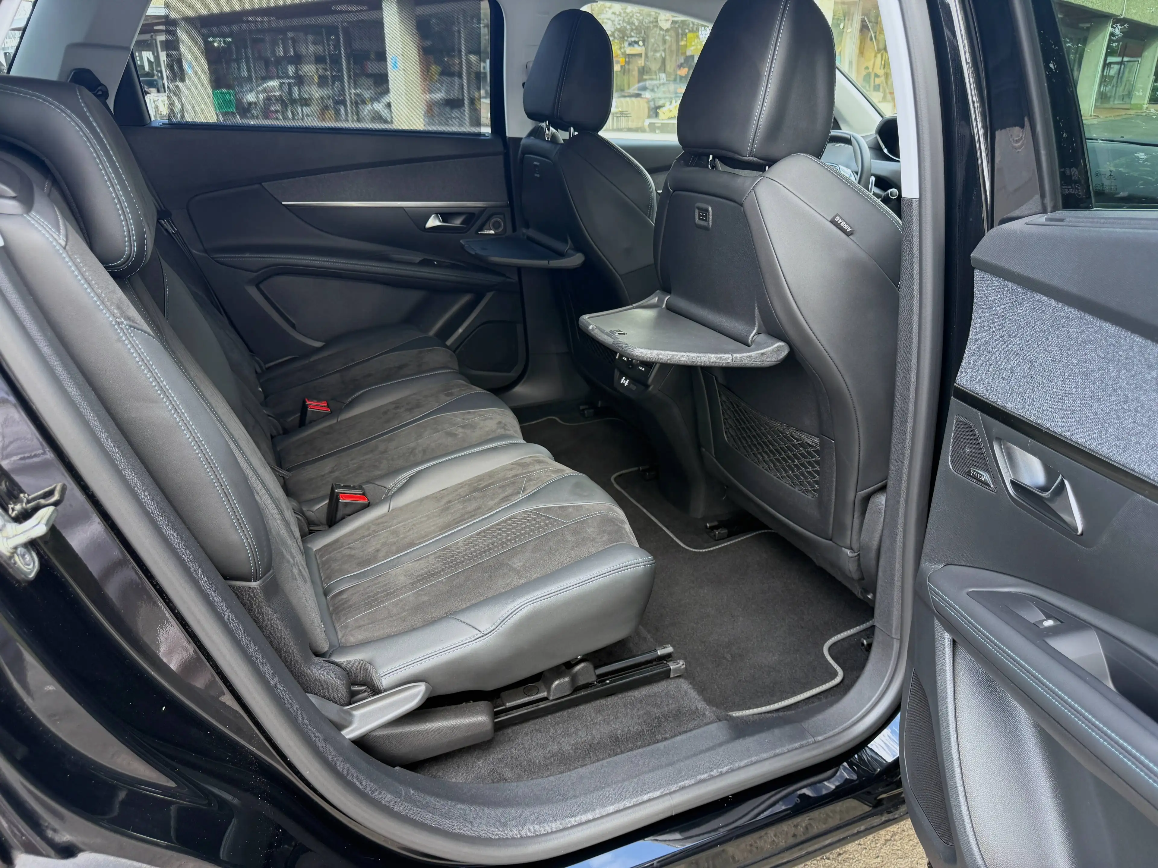 Peugeot 5008 2.0 Blue-HDi Crossway Automatik (7xSITZER*360KAMERA*GRIP) — photo 16