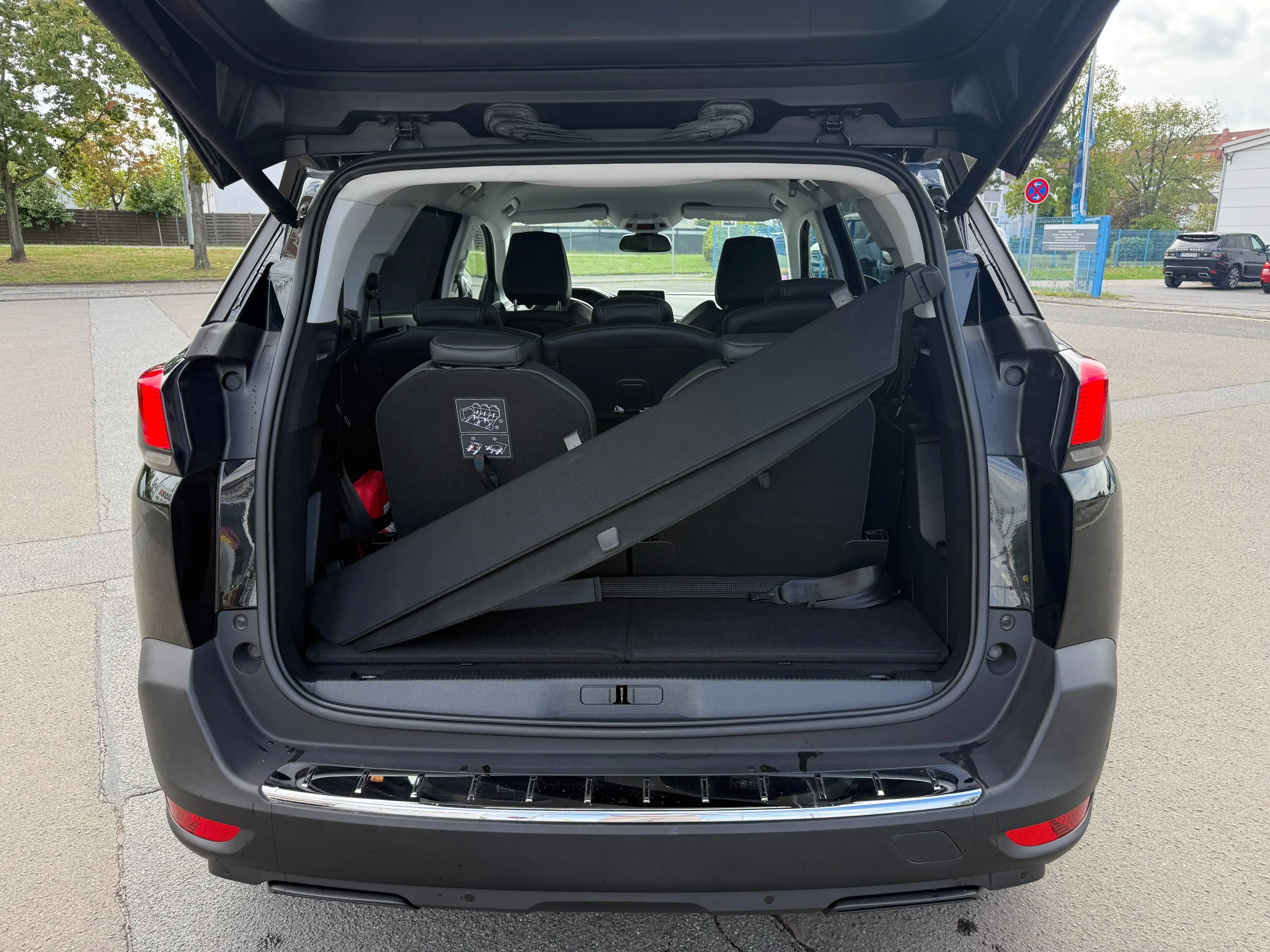 Peugeot 5008 2.0 Blue-HDi Crossway Automatik (7xSITZER*360KAMERA*GRIP) — photo 25