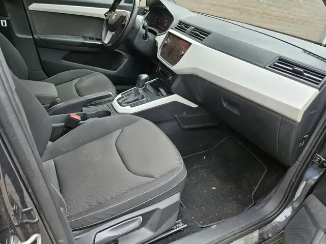 Seat Arona view 28