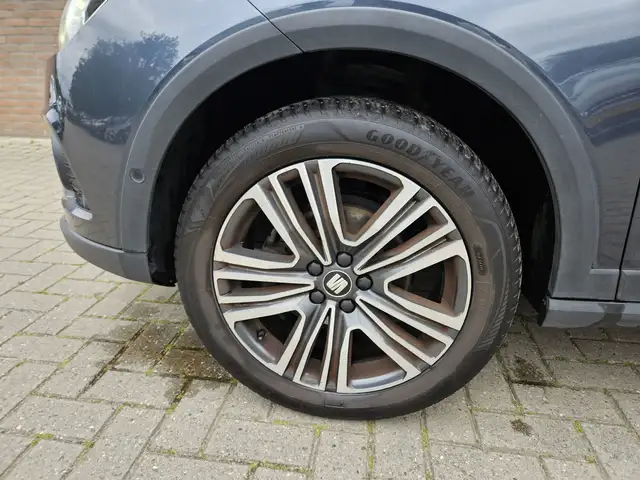 Seat Arona view 4