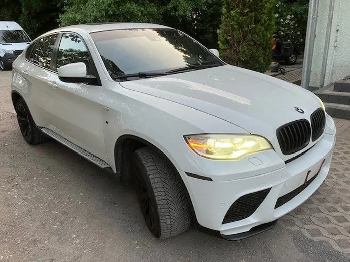 BMW X6 xDrive30d M Sport HUD,HGSD Kamera BI Xe20Zoll Blanc - 1