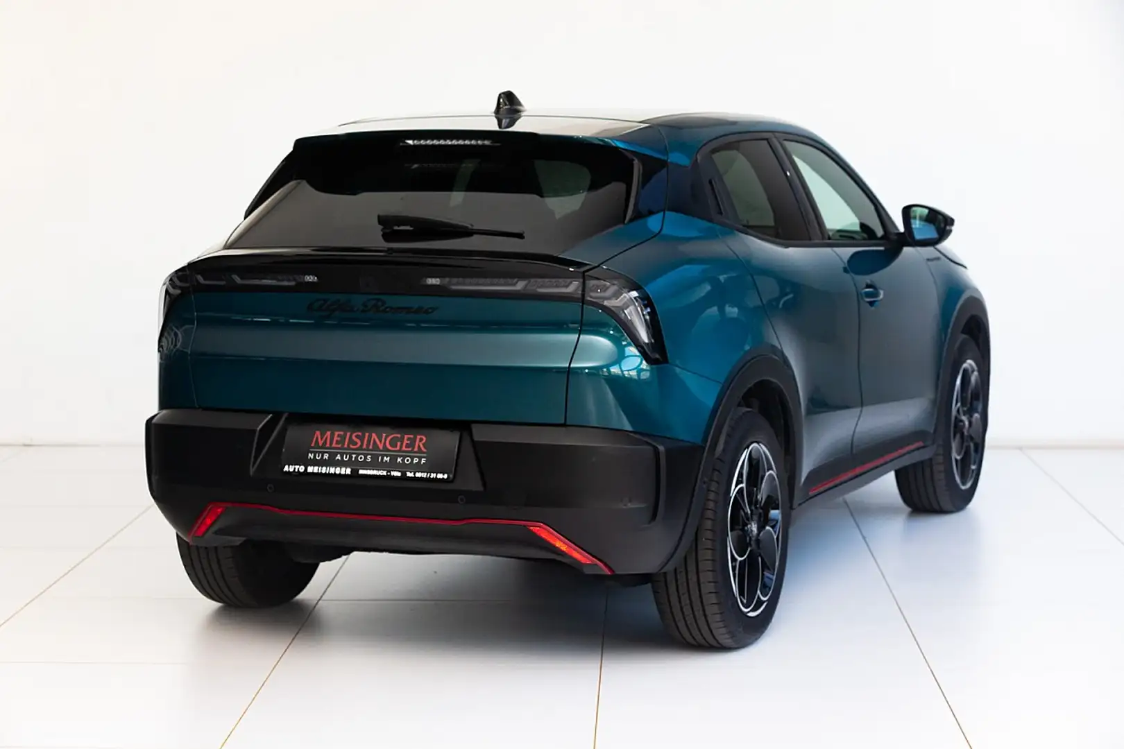 Alfa Romeo Junior Elettrica Batterie 54kWh Speciale Blau - 2