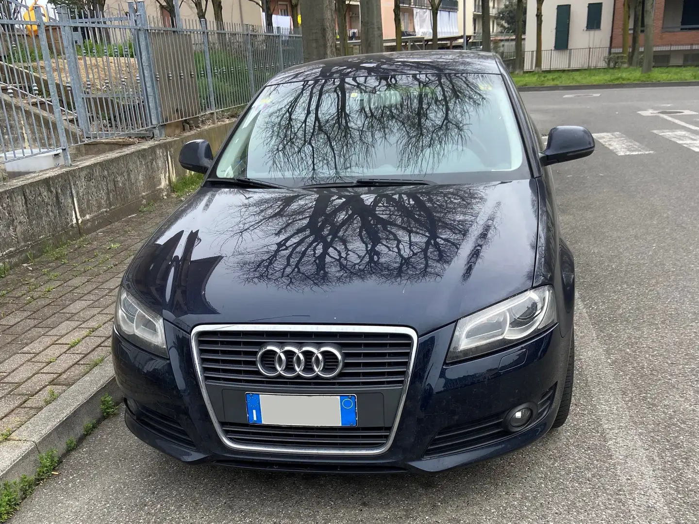 Audi A3 A3 SB 1.6 tdi Attraction Blu/Azzurro - 1