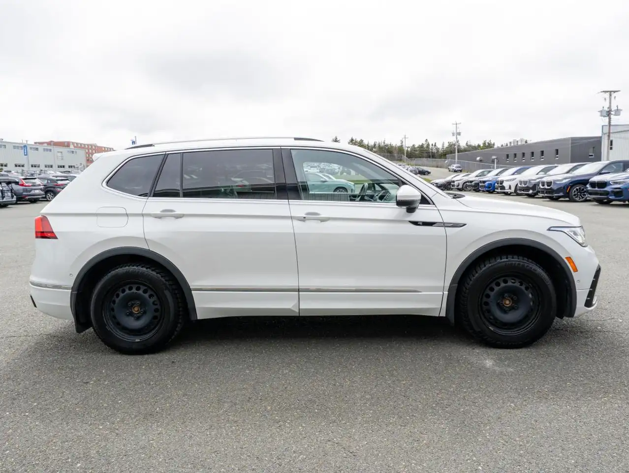 Volkswagen Tiguan снимка Volkswagen Tiguan