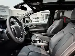 Chrysler Pacifica 2027