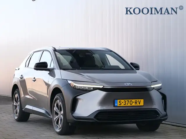 Toyota bZ4X Launch Edition 71 kWh 204 Pk Automaat Navigatie /
