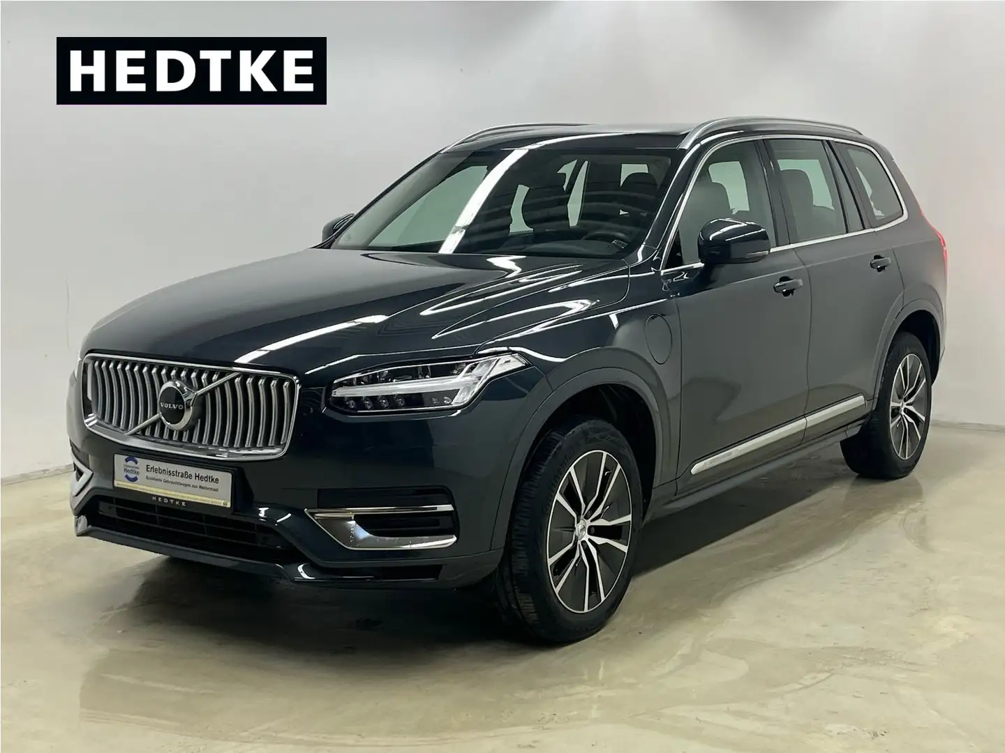 Volvo XC90 T8 Recharge Inscription Expr. 19"+AHK+RFK siva - 1