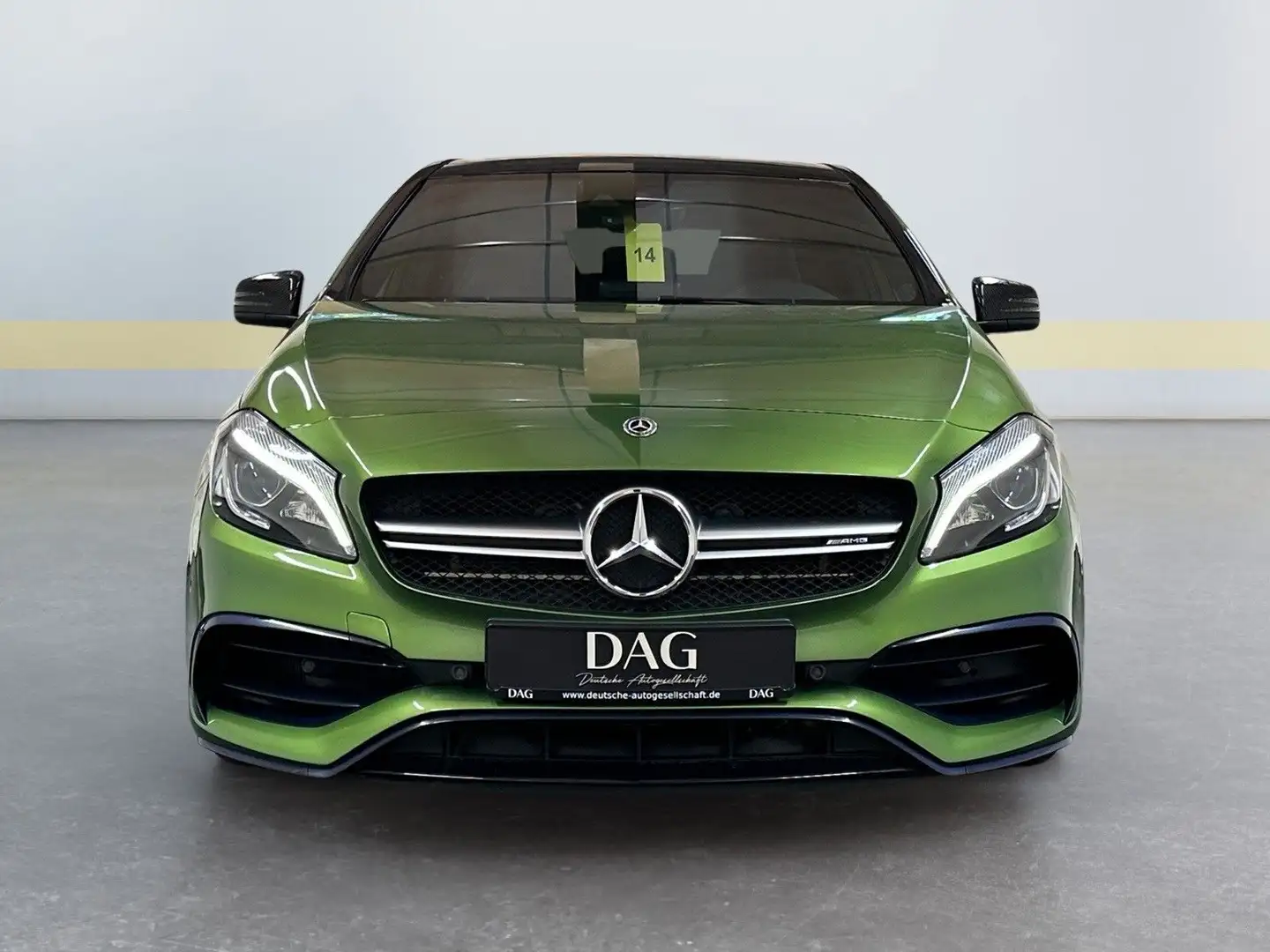 Mercedes-Benz A 45 AMG 4Matic +LED+PANO+NIGHT+DRIVERS PACKAGE+ Green - 2
