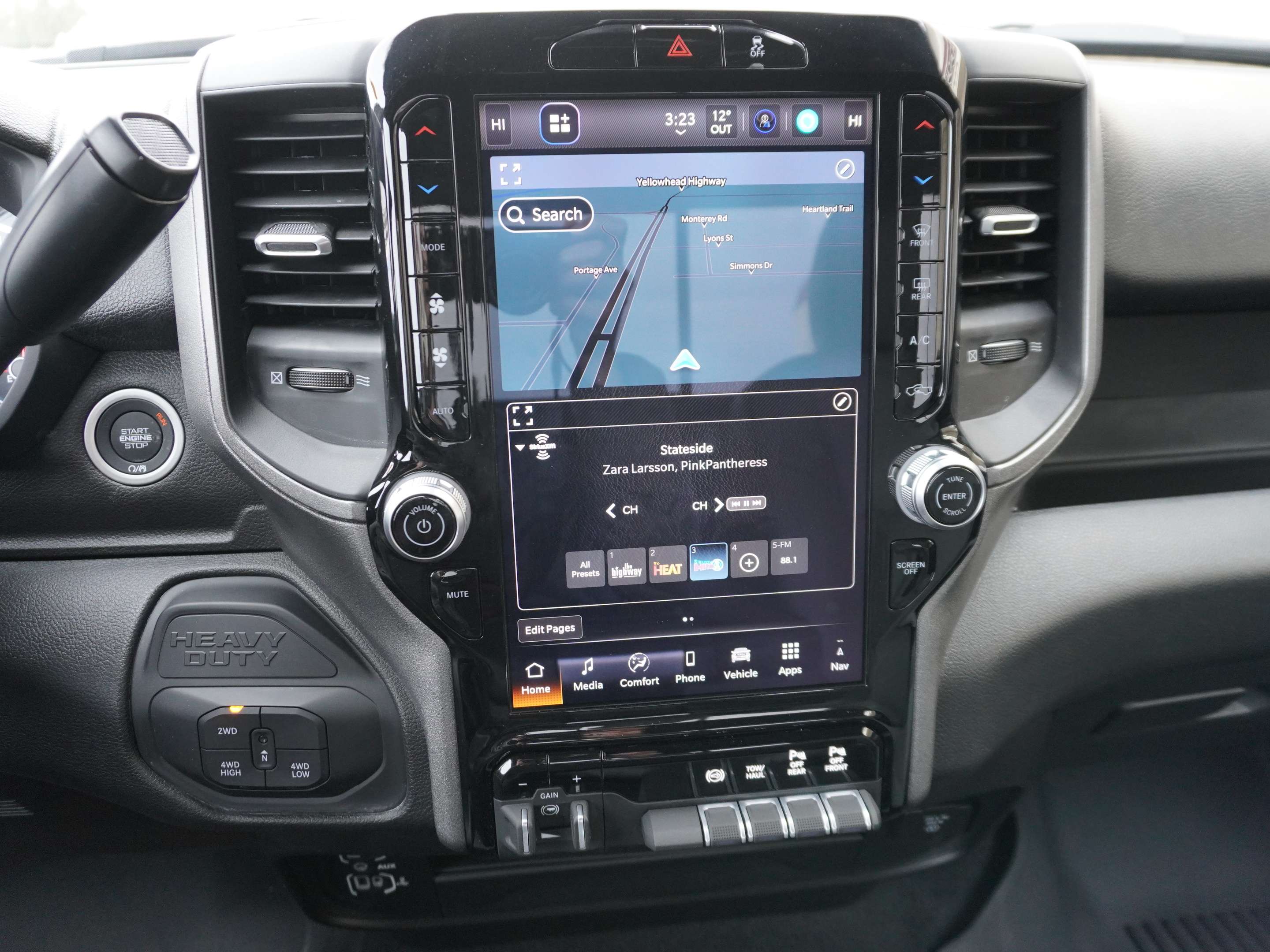 2025 RAM 2500 Regular Cab