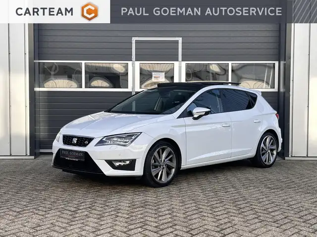 SEAT Leon 1.4 EcoTSI FR | Pano | Leer | Parkeer sensoren | S