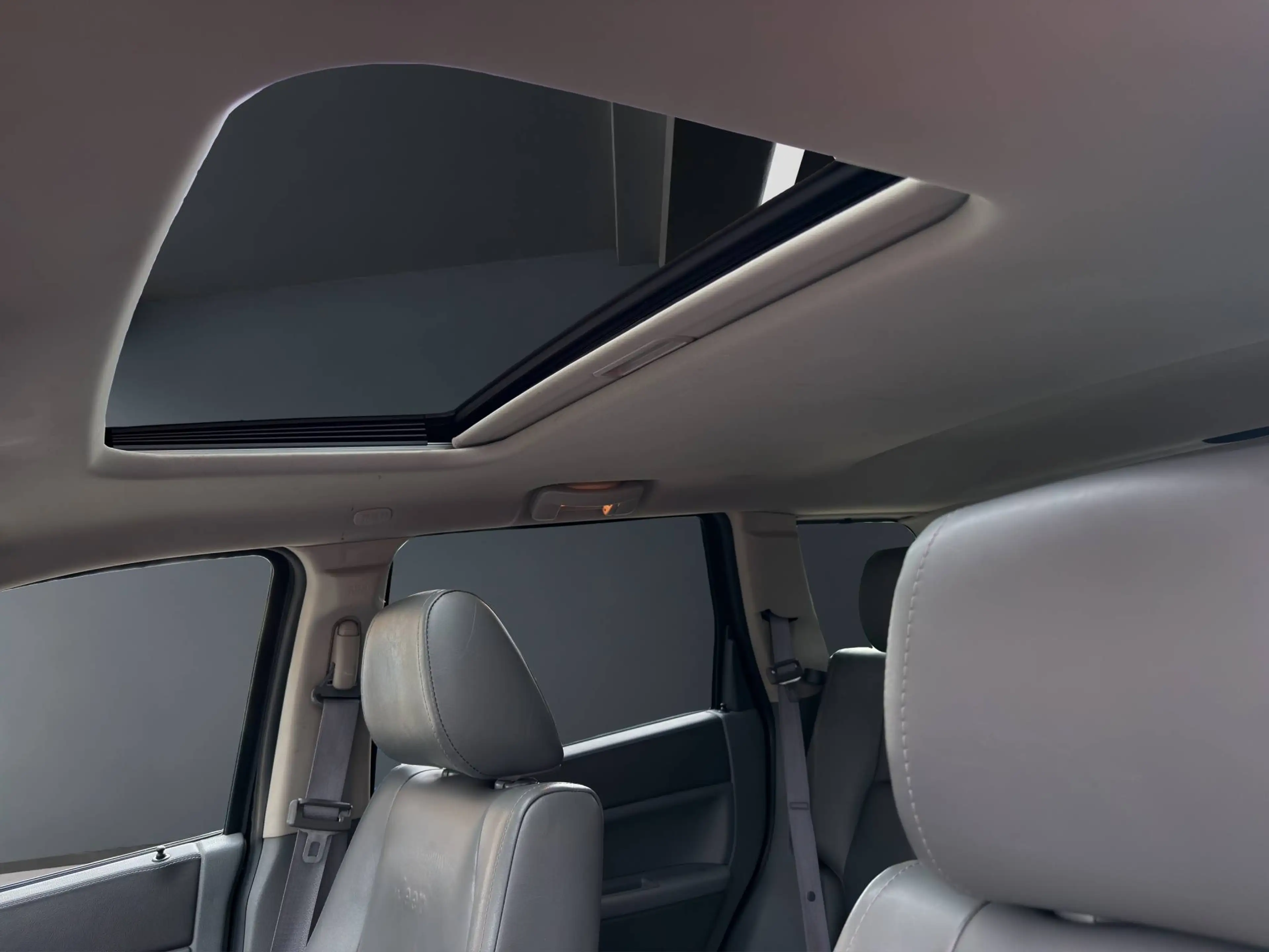 Jeep Grand Cherokee 3.0 CRD Limited — photo 12