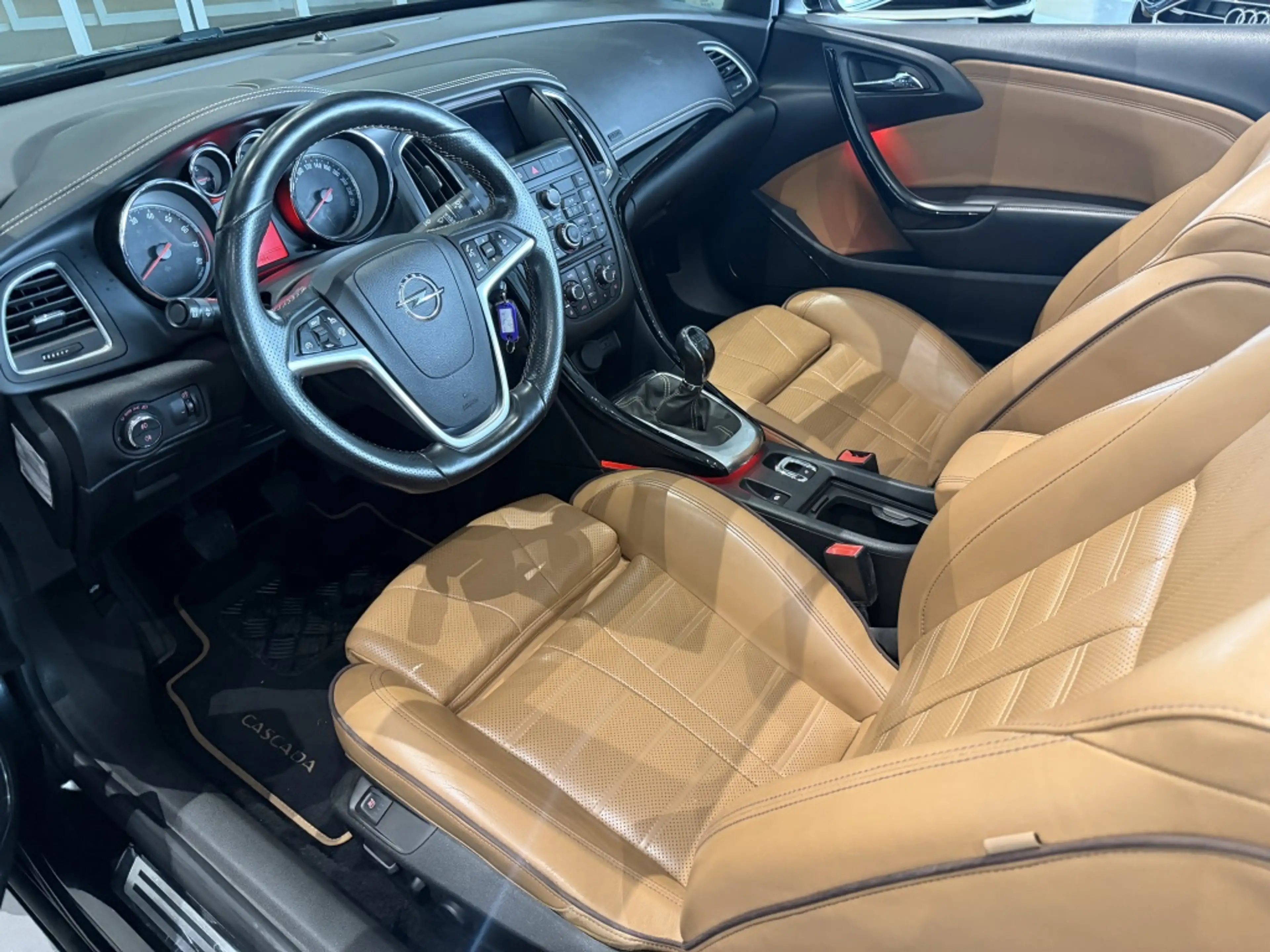 Opel Cascada 1.4 T eF Innovation — photo 7