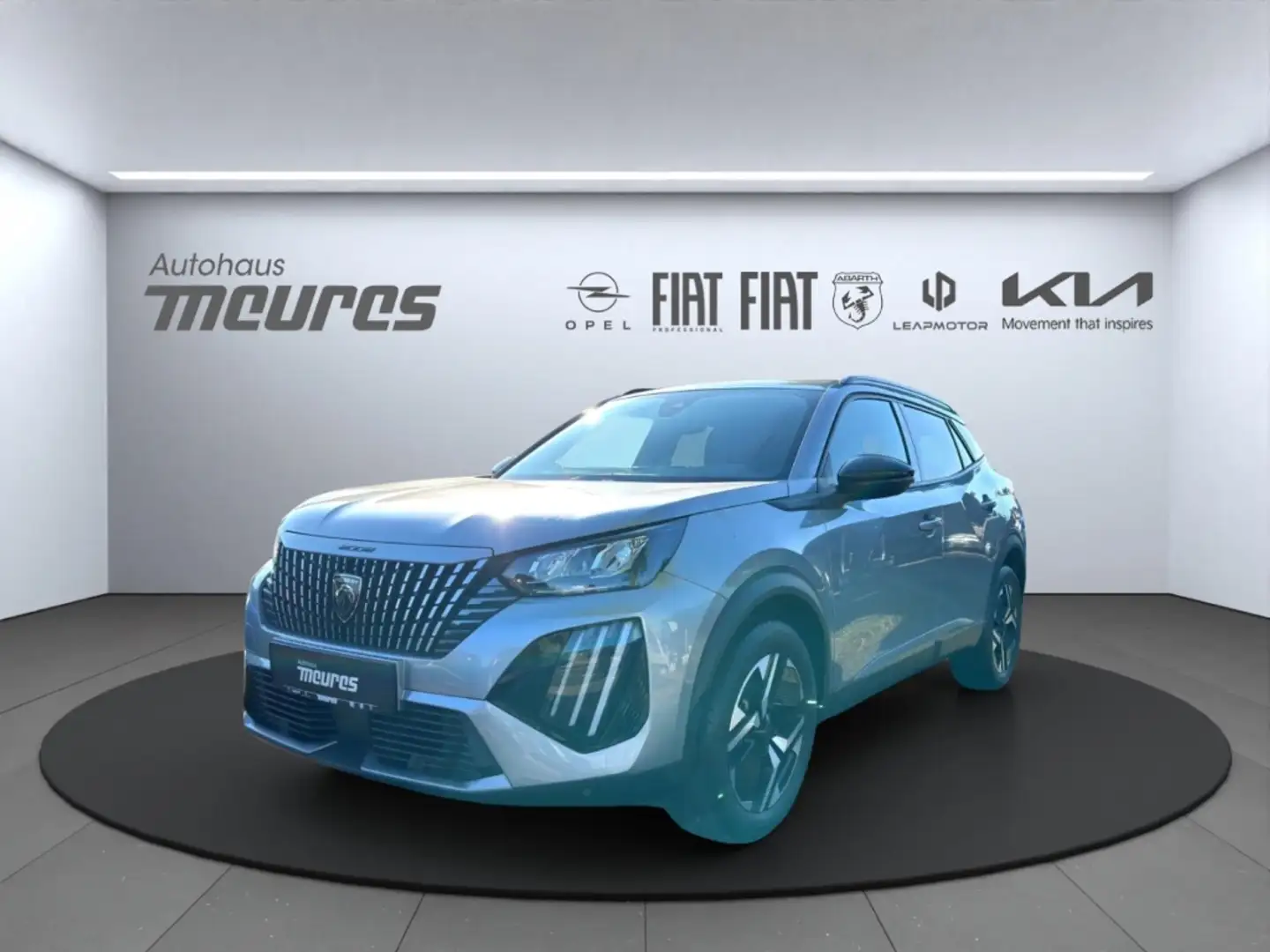 Peugeot 2008 Allure 1.2 PureTech 130 NAVI KAMERA ACC Grau - 1