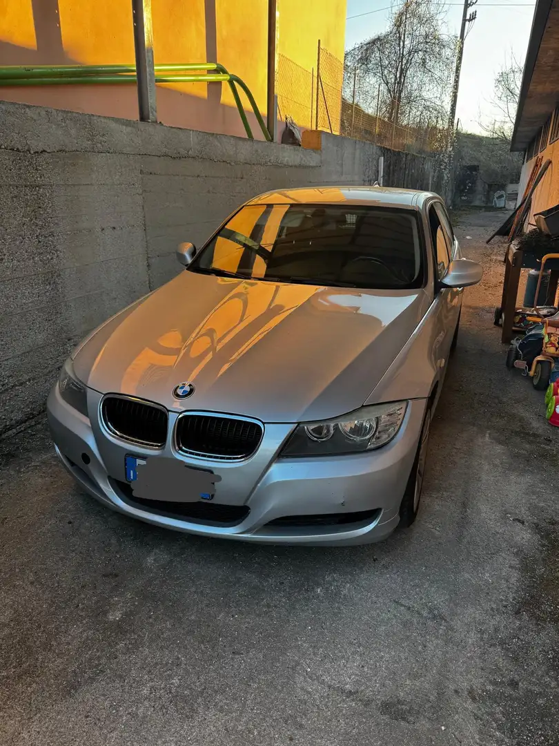 BMW 320 320d Touring Eletta 184cv - 1
