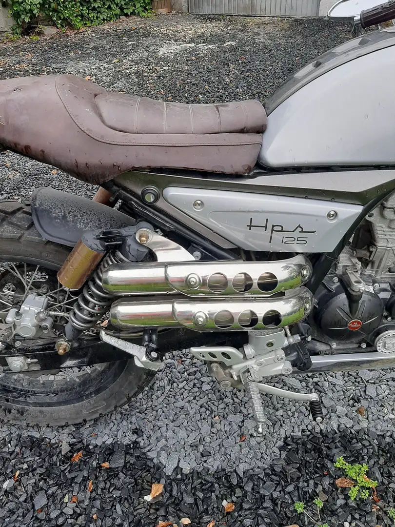 Mondial HPS 125i Stříbrná - 1