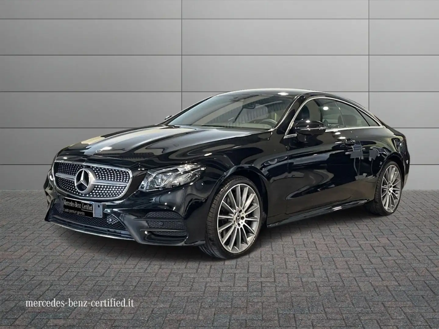 Mercedes-Benz E 220 - E 220 d 4Matic Premium Noir - 1