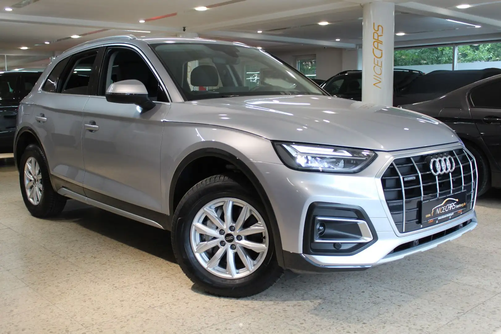 Audi Q5 40 TDI quattro advanced*ACC*Kamera*LED*Navi* Silber - 1