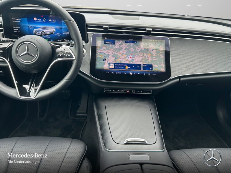 Mercedes-Benz E 300 e T Hybrid Edition Avantgarde Fahrass 360° — photo 15