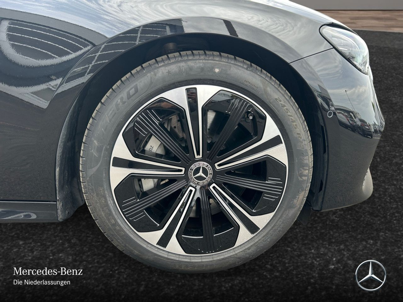 Mercedes-Benz E 300 e T Hybrid Edition Avantgarde Fahrass 360° — photo 6