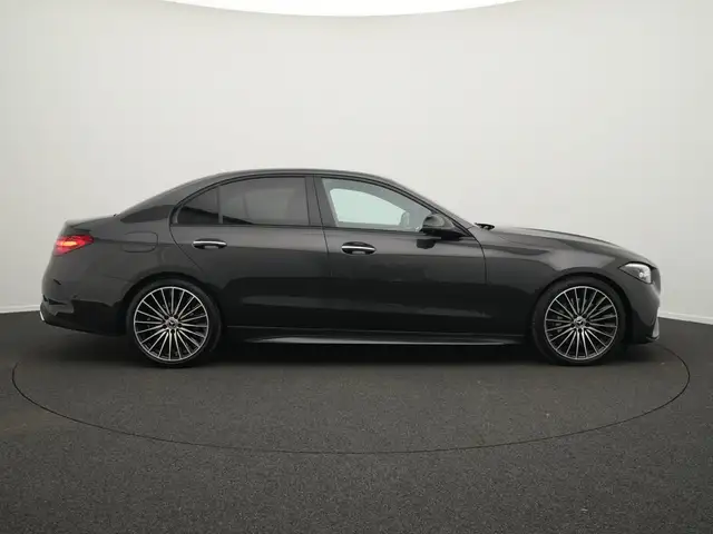 Mercedes-Benz C Class view 5