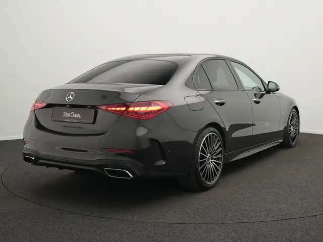 Mercedes-Benz C Class view 3