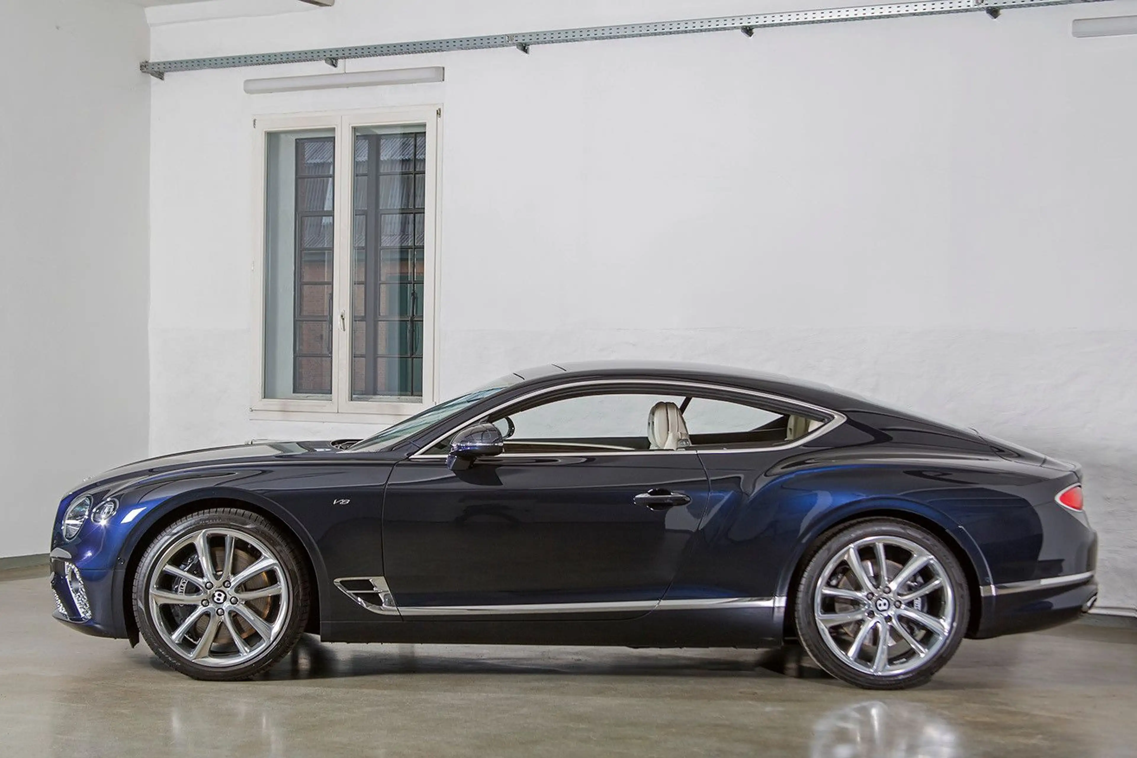 Bentley Continental GT V8, TOP MULLINER Ausstattung ! — photo 3