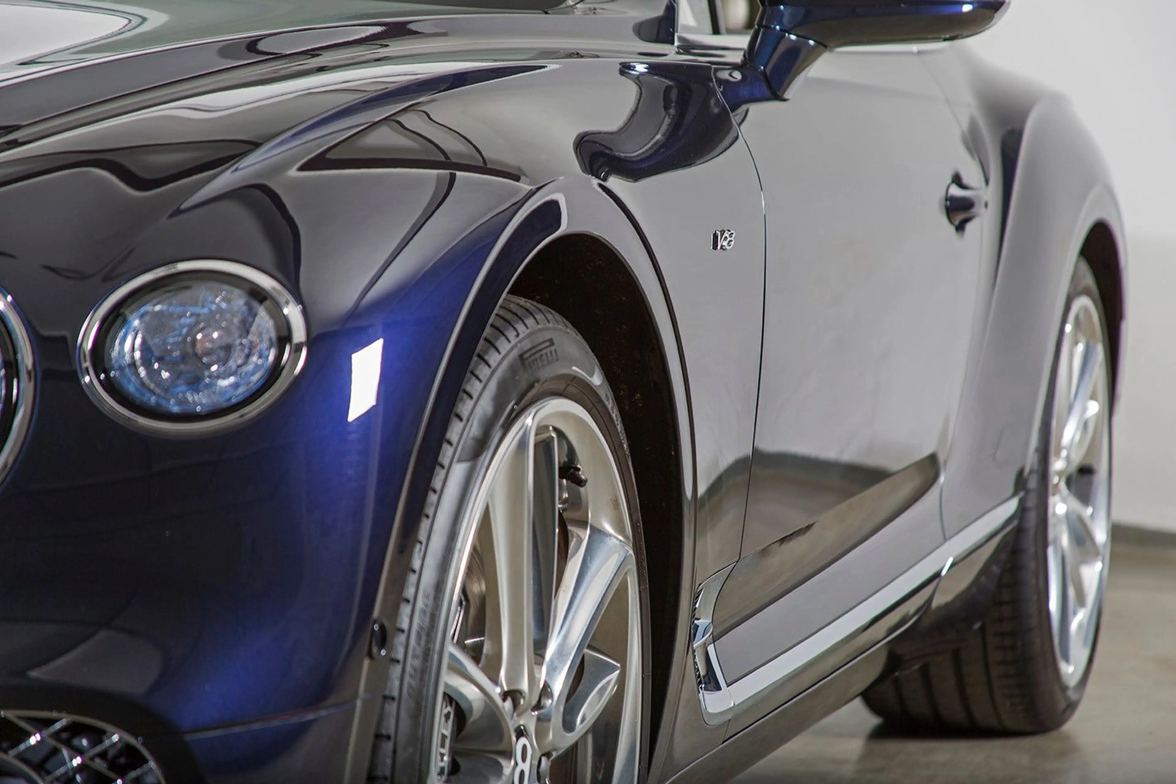 Bentley Continental GT V8, TOP MULLINER Ausstattung ! — photo 13