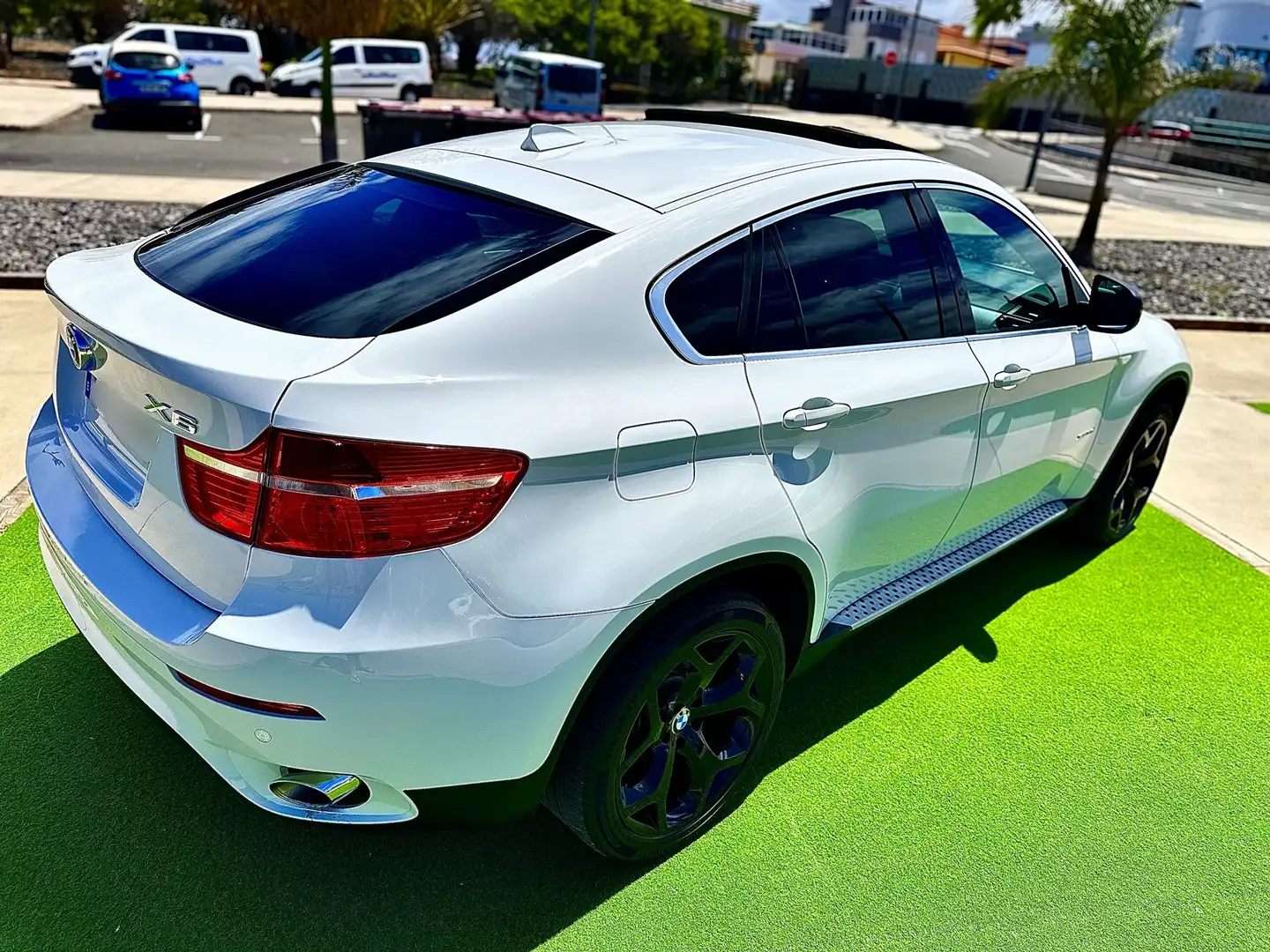 BMW X6 xDrive 35dA - 1