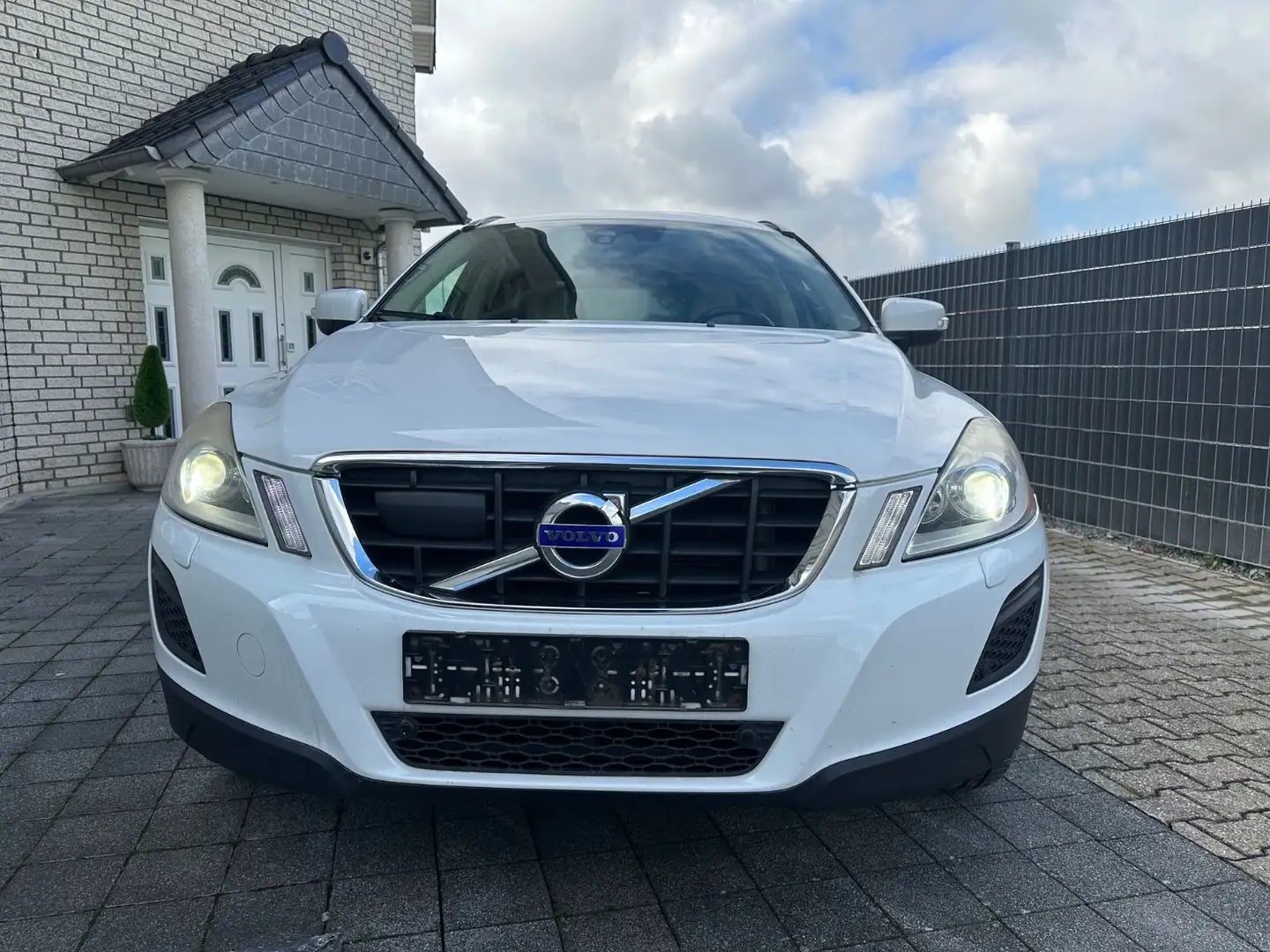 Volvo XC60 XC60 Summum AWD Weiß - 1