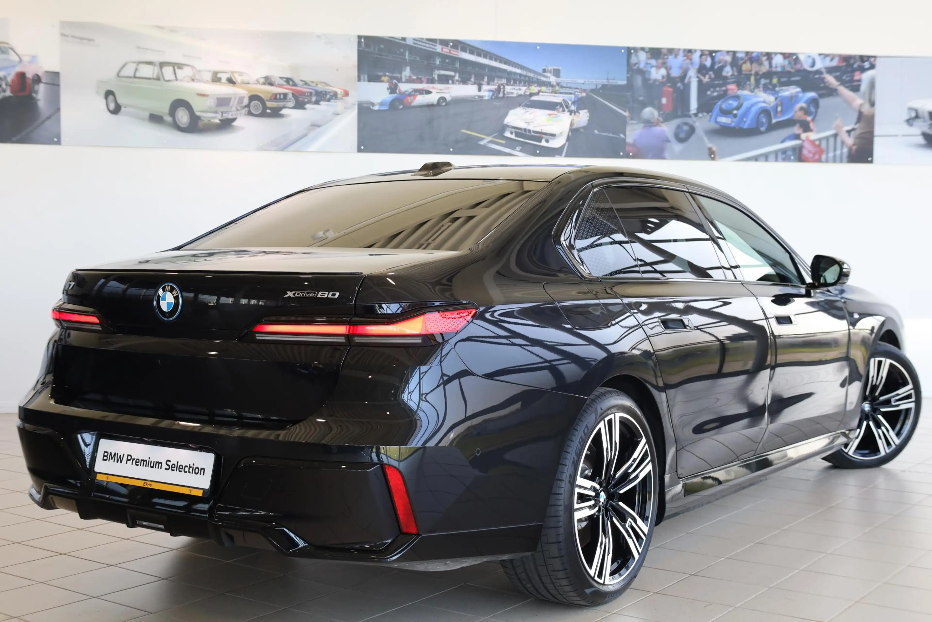 BMW i7 xDrive60 | M Sportpakket Pro | Rear Seat Entertain — photo 2