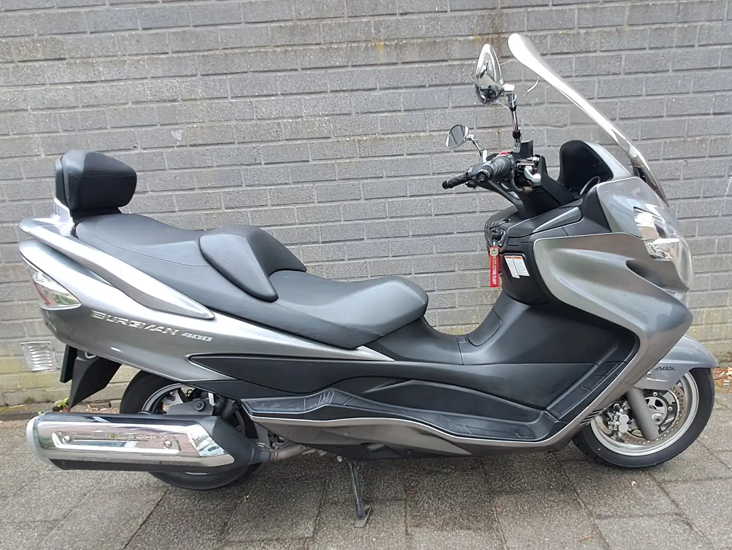 Suzuki Burgman 400 AN400A Zilver - 1